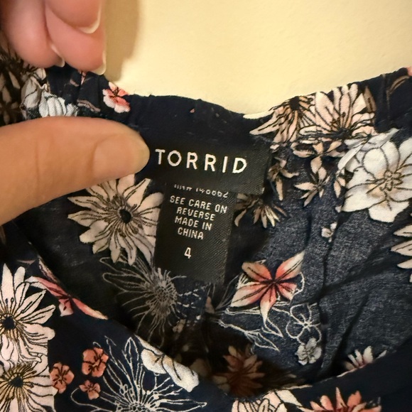 Torrid Ruffle Tank Top - Picture 4 of 5